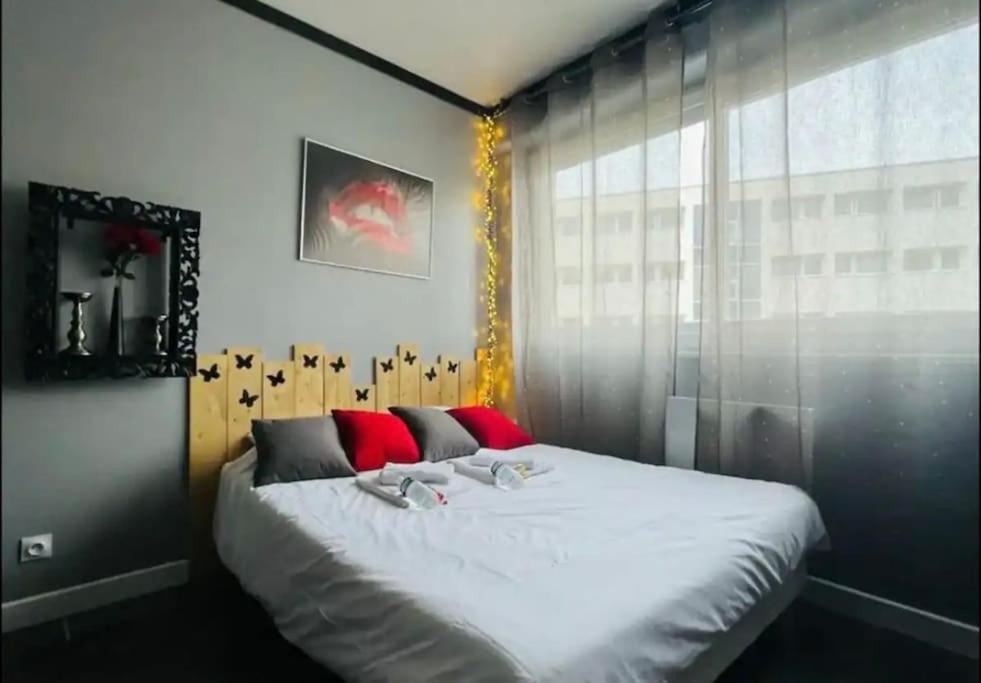 Orphelin Studio Avec Balneo Proche Centre Ville رانس المظهر الخارجي الصورة